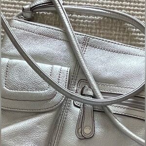 NWOT Silver Leather Tignanello Crossbody Organizer Bag